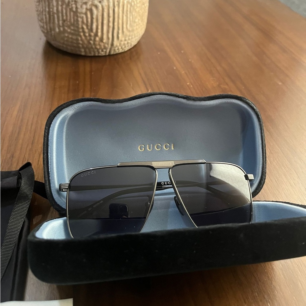 Sunglasses GUCCI